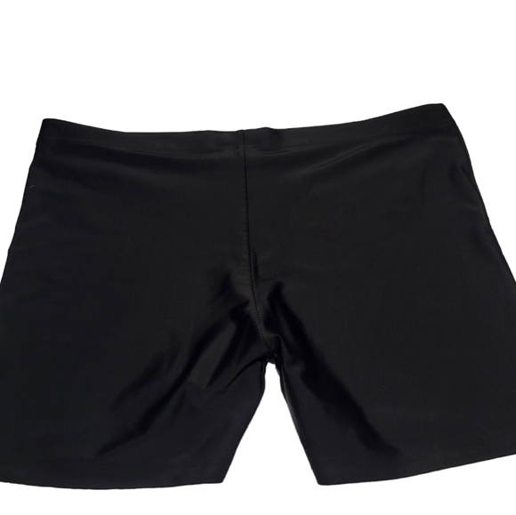 Tribord Women's Workday Black Short Size 18. - Picture 3 of 8